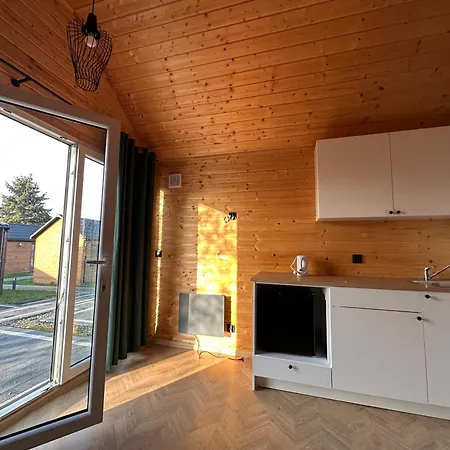 Wooden Studies - 8 Apartament *